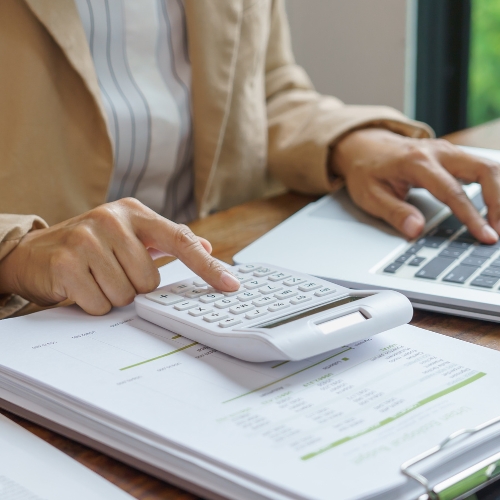 A THR desenvolve indicadores Financeiros e de Tesouraria em Power BI para controlar caixa, pagamentos, recebimentos e inadimplência em tempo real.